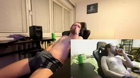 Snapshot of ricciardio chatting on 19, 10, 2025 ricciardio online show from 19, 10, 2025