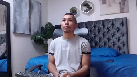 richar_voller online show from 12, 1, 2025