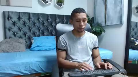 richar_voller online show from 2, 3, 2025