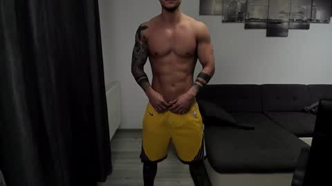 Snapshot of richarddarell chatting on 19, 12, 2024 RichardDarell online show from 19, 12, 2024