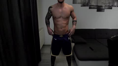 Snapshot of richarddarell chatting on 1, 2, 2025 RichardDarell online show from 1, 2, 2025