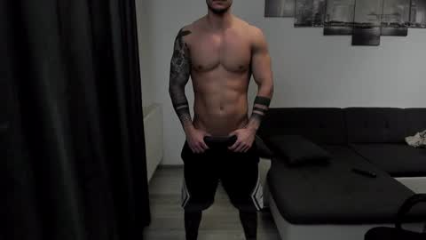 Snapshot of richarddarell chatting on 3, 2, 2025 RichardDarell online show from 3, 2, 2025