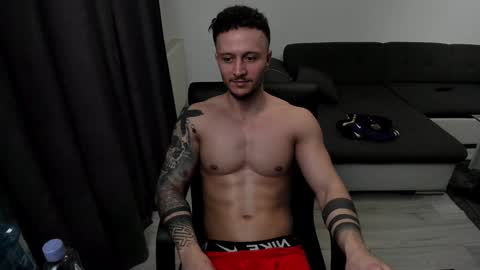 Snapshot of richarddarell chatting on 5, 2, 2025 RichardDarell online show from 5, 2, 2025