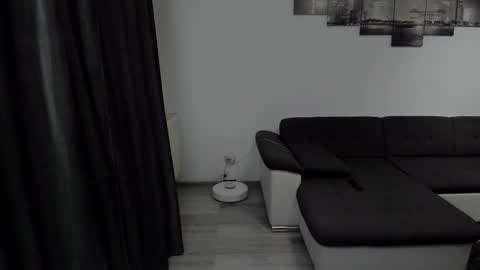 Snapshot of richarddarell chatting on 19, 2, 2025 RichardDarell online show from 19, 2, 2025