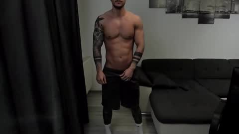 Snapshot of richarddarell chatting on 3, 3, 2025 RichardDarell online show from 3, 3, 2025