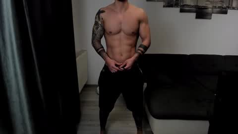 Snapshot of richarddarell chatting on 20, 9, 2025 RichardDarell online show from 20, 9, 2025