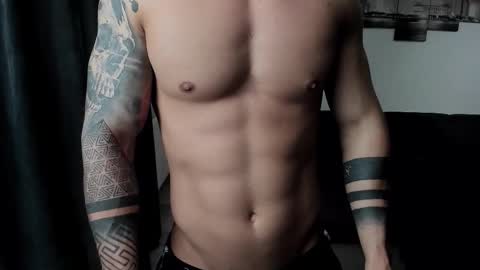 Snapshot of richarddarell chatting on 28, 9, 2025 RichardDarell online show from 28, 9, 2025