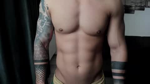 Snapshot of richarddarell chatting on 14, 10, 2025 RichardDarell online show from 14, 10, 2025