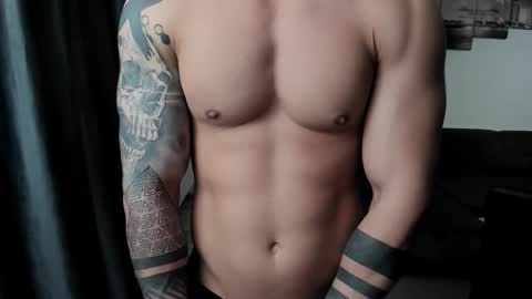 Snapshot of richarddarell chatting on 21, 10, 2025 RichardDarell online show from 21, 10, 2025