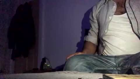 Snapshot of richardsone1 chatting on 2, 11, 2025 Babu online show from 2, 11, 2025