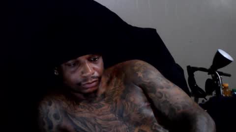 Snapshot of rickavelli chatting on 25, 9, 2025 Rick online show from 25, 9, 2025