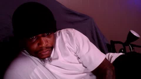 Snapshot of rickavelli chatting on 14, 10, 2025 Rick online show from 14, 10, 2025