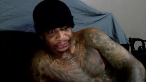 Snapshot of rickavelli chatting on 19, 10, 2025 Rick online show from 19, 10, 2025