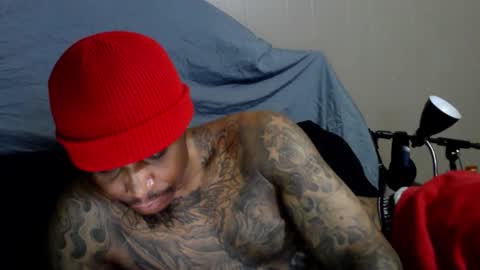 Snapshot of rickavelli chatting on 8, 11, 2025 Rick online show from 8, 11, 2025