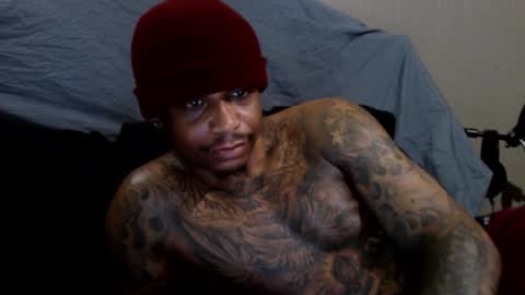 Snapshot of rickavelli chatting on 19, 11, 2025 Rick online show from 19, 11, 2025