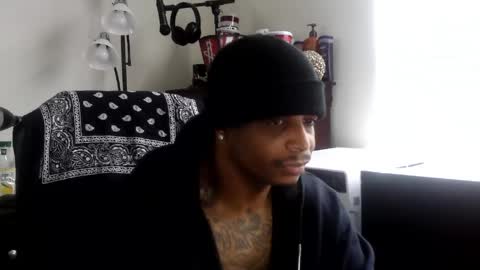 Snapshot of rickavelli chatting on 16, 4, 2026 Rick online show from 16, 4, 2026