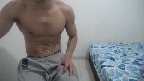 Snapshot of rickcumhot13 chatting on 11, 9, 2025 rickcumhot13 online show from 11, 9, 2025