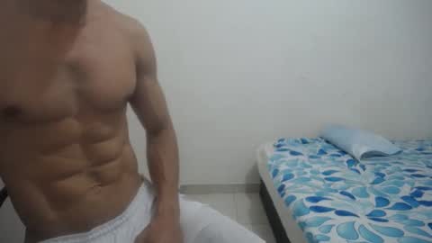 Snapshot of rickcumhot13 chatting on 18, 9, 2025 rickcumhot13 online show from 18, 9, 2025