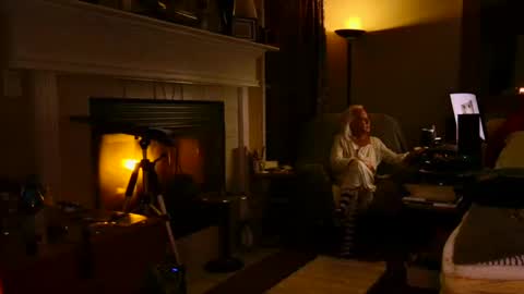 PINK HOLE TWINK online show from 25, 2, 2025