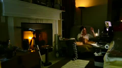 PINK HOLE TWINK online show from 7, 3, 2025