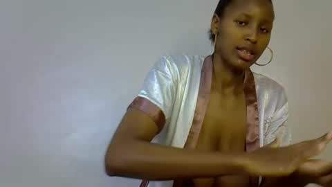 berry online show from 11, 11, 2025