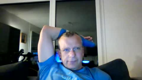 Snapshot of ricogumpi chatting on 7, 5, 2026 ricogumpi online show from 7, 5, 2026