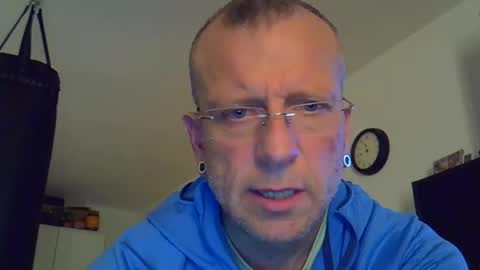 Snapshot of ricogumpi chatting on 17, 5, 2026 ricogumpi online show from 17, 5, 2026