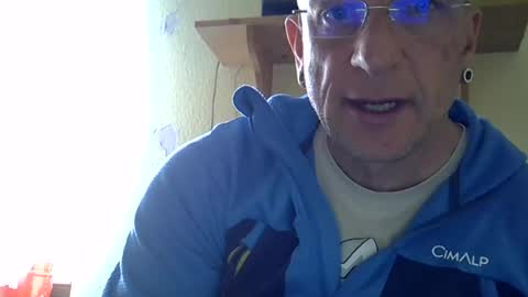 Snapshot of ricogumpi chatting on 16, 6, 2026 ricogumpi online show from 16, 6, 2026