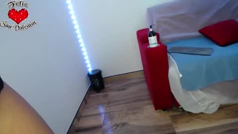 Snapshot of ricura_mily chatting on 23, 2, 2025 milena online show from 23, 2, 2025