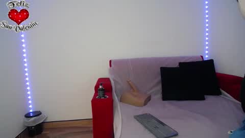Snapshot of ricura_mily chatting on 2, 3, 2025 milena online show from 2, 3, 2025
