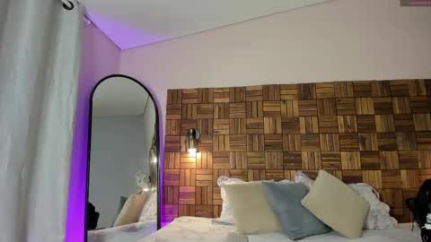 Sara online show from 4, 10, 2025