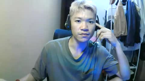 Snapshot of riiichie12 chatting on 26, 10, 2025 riiichie12 online show from 26, 10, 2025