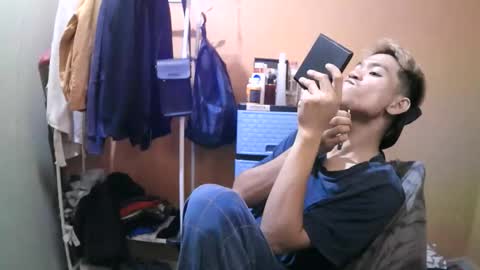 Snapshot of riiichie12 chatting on 16, 11, 2025 riiichie12 online show from 16, 11, 2025