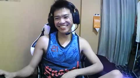 Snapshot of riiichie12 chatting on 5, 12, 2025 riiichie12 online show from 5, 12, 2025