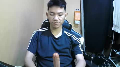 Snapshot of riiichie12 chatting on 15, 12, 2025 riiichie12 online show from 15, 12, 2025