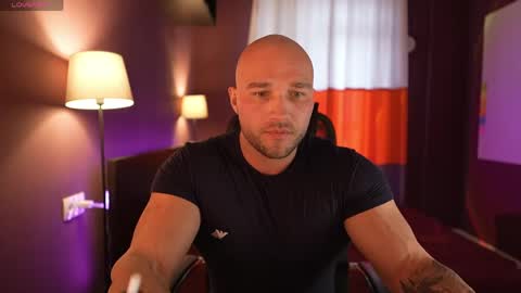 rikadler online show from 14, 4, 2026