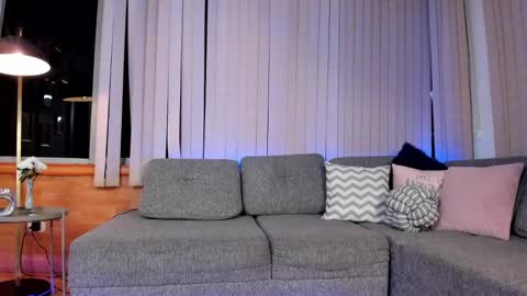 Snapshot of riley_leen chatting on 4, 3, 2025 Riley leen online show from 4, 3, 2025