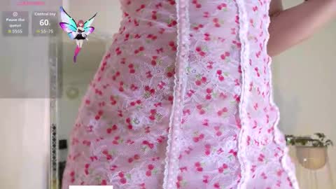 Snapshot of riley_skye_ chatting on 8, 9, 2025 RAILEY online show from 8, 9, 2025