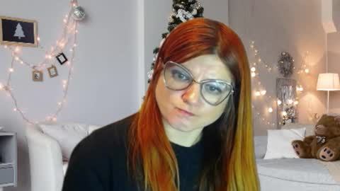 RileyComely online show from 5, 1, 2025