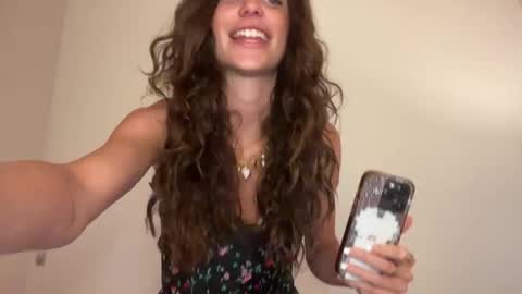 Riley online show from 7, 4, 2026