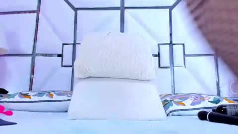 Riley online show from 28, 2, 2025