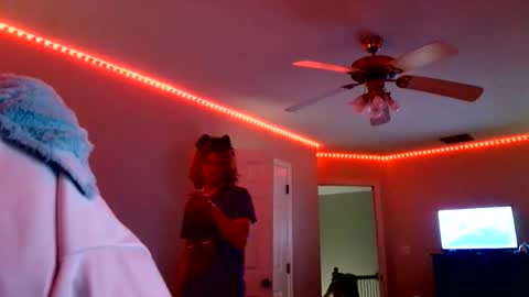 Snapshot of rimmyblondeass chatting on 21, 5, 2026 TheRealCatNoir online show from 21, 5, 2026