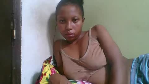 Snapshot of rinah654271 chatting on 4, 3, 2026 rinah654271 online show from 4, 3, 2026