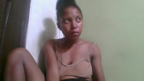 Snapshot of rinah654271 chatting on 5, 3, 2026 rinah654271 online show from 5, 3, 2026