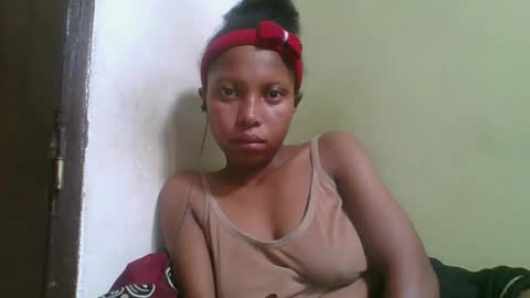 Snapshot of rinah654271 chatting on 7, 3, 2026 rinah654271 online show from 7, 3, 2026