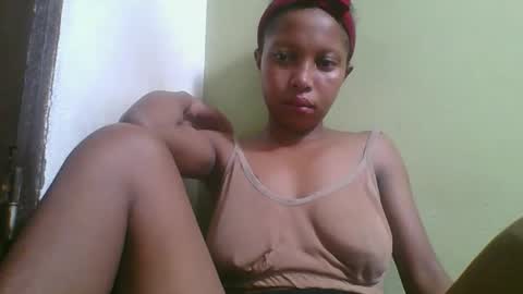 Snapshot of rinah654271 chatting on 18, 3, 2026 rinah654271 online show from 18, 3, 2026