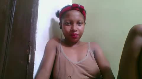 Snapshot of rinah654271 chatting on 28, 3, 2026 rinah654271 online show from 28, 3, 2026