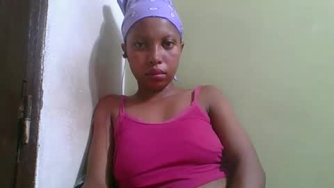 Snapshot of rinah654271 chatting on 2, 4, 2026 rinah654271 online show from 2, 4, 2026