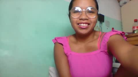 Snapshot of rinah856024 chatting on 14, 5, 2026 rinah856024 online show from 14, 5, 2026