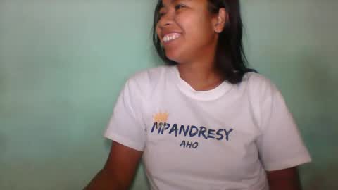 Snapshot of rinah856024 chatting on 19, 5, 2026 rinah856024 online show from 19, 5, 2026